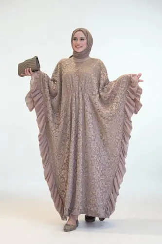 Uçları Şifon Fırfır Görünümlü Dantel Elbise 3864 Vizon - Bym Fashion (1)