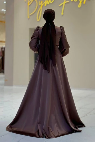 Taşlı Kuyruk Detay Abiye Elbise 7044 Kahverengi - Bym Fashion (1)