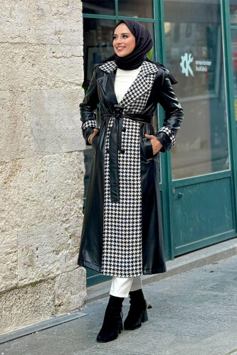 7530 Plaid Leather Cap Black - Bym Fashion