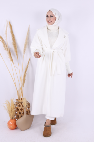 Bel Kuşaklı Yaka Taş Broş Detaylı Uzun Kaban 7923 Ekru - Bym Fashion (1)