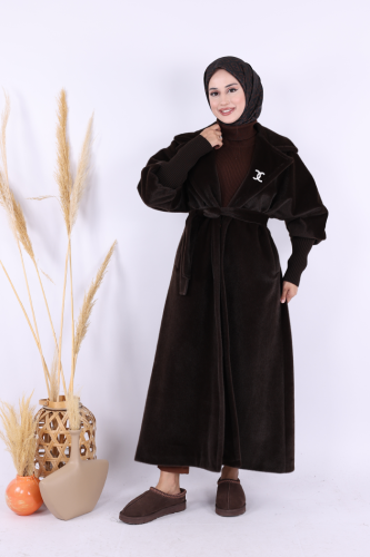Bel Kuşaklı Yaka Taş Broş Detaylı Uzun Kaban 7923 Kahverengi - Bym Fashion (1)