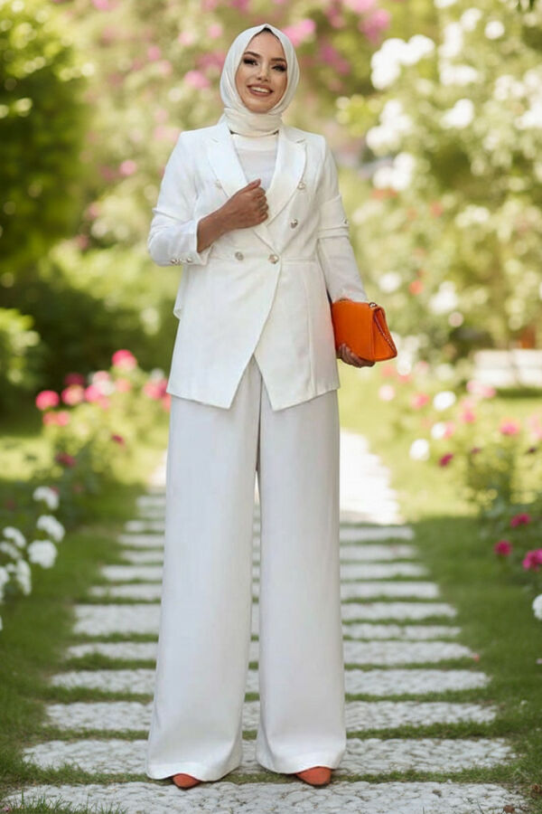 جاكيت بليزر بتفاصيل أزرار وبنطلون بدلة فضفاضة 8302 إكرو - 7