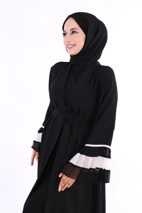 Kol ve Etek Ucu İki Renkli Bel Kuşaklı Piliseli Abaya 7454 Siyah-Beyaz - 4