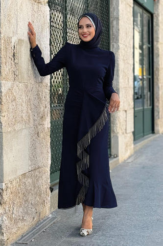 Front Chain Tassel Detail Fish Model Evening Dress 3810 Navy Blue - Bym Fashion