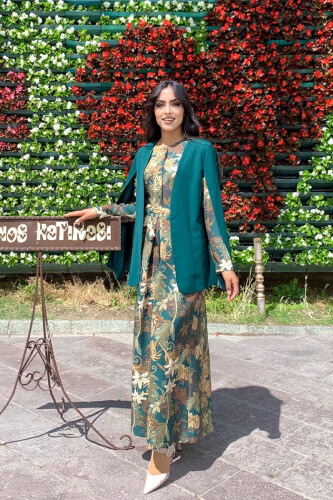 Cape Sleeve Look Straight Lined Jacket 7666 Emerald - Bym Fashion