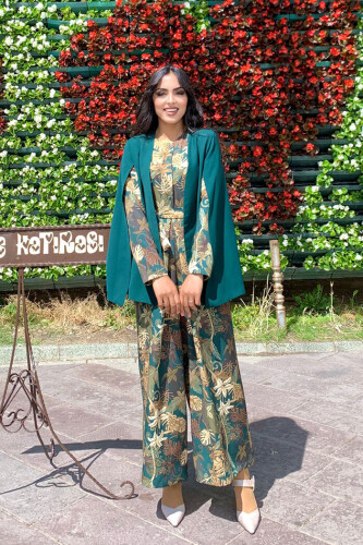 Cape Sleeve Look Straight Lined Jacket 7666 Emerald - Bym Fashion (1)