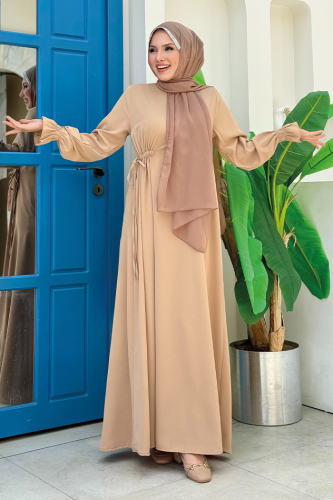 Tek Tarafı Yandan Büzmeli Elbise 6017 Vizon - Bym Fashion